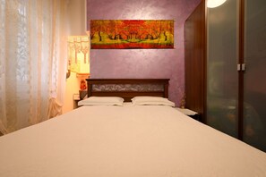 1 chambre, bureau, Wi-Fi, draps fournis