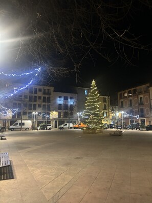 Unclassified image, 4 of 28, button - Apartments_Lovely_Rooms_Vic (Vic)