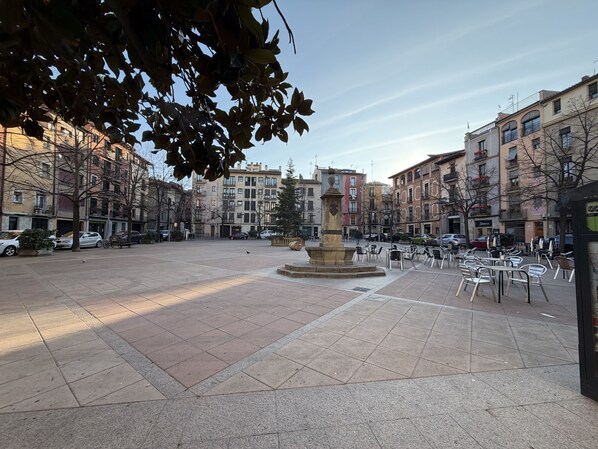 Unclassified image, 1 of 28, button - Apartments_Lovely_Rooms_Vic (Vic)