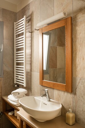 Shower, towels - Villa Despina (Kefalonia)