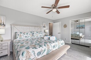 Townhome, Multiple Beds, Patio, Garden View (18807 Deluna Ct) | 2 bedrooms, individually decorated, individually furnished - Come Enjoy Some Seawaves! 2BR 2.5ba Coastal Townhome Sleeps 8! (Panama City Beach)