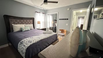 3 habitaciones, escritorio, tabla de planchar con plancha y wifi gratis