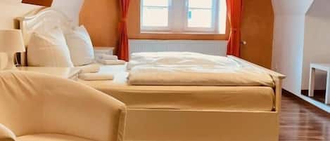 Standard-Doppelzimmer