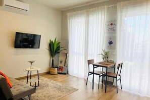Living area - R&K Apartment Madrid - Deluxe Apartment in the heart of the city (Madrid)