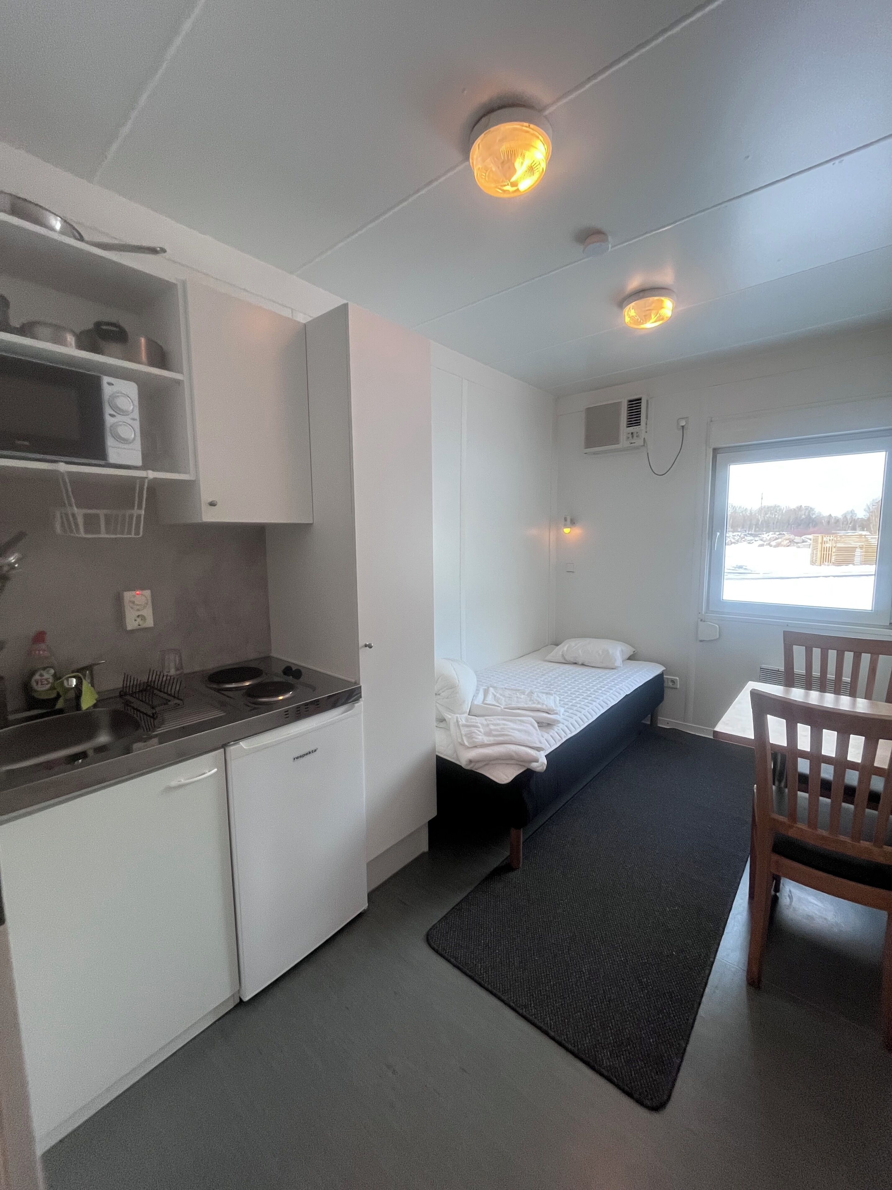 Standard Room, Courtyard View | Desk, laptop workspace, blackout drapes, soundproofing