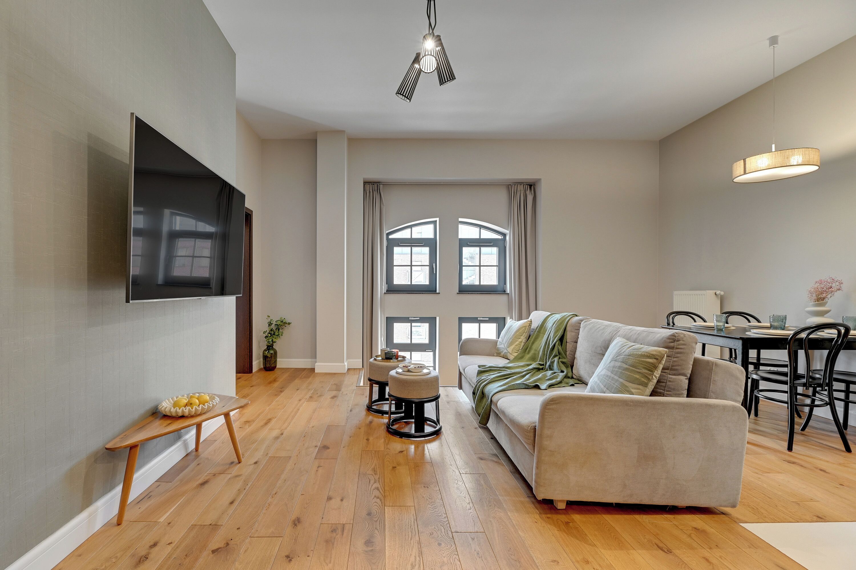 Apartemen Standar | Setrika/meja setrika dan tempat tidur bayi (biaya tambahan)