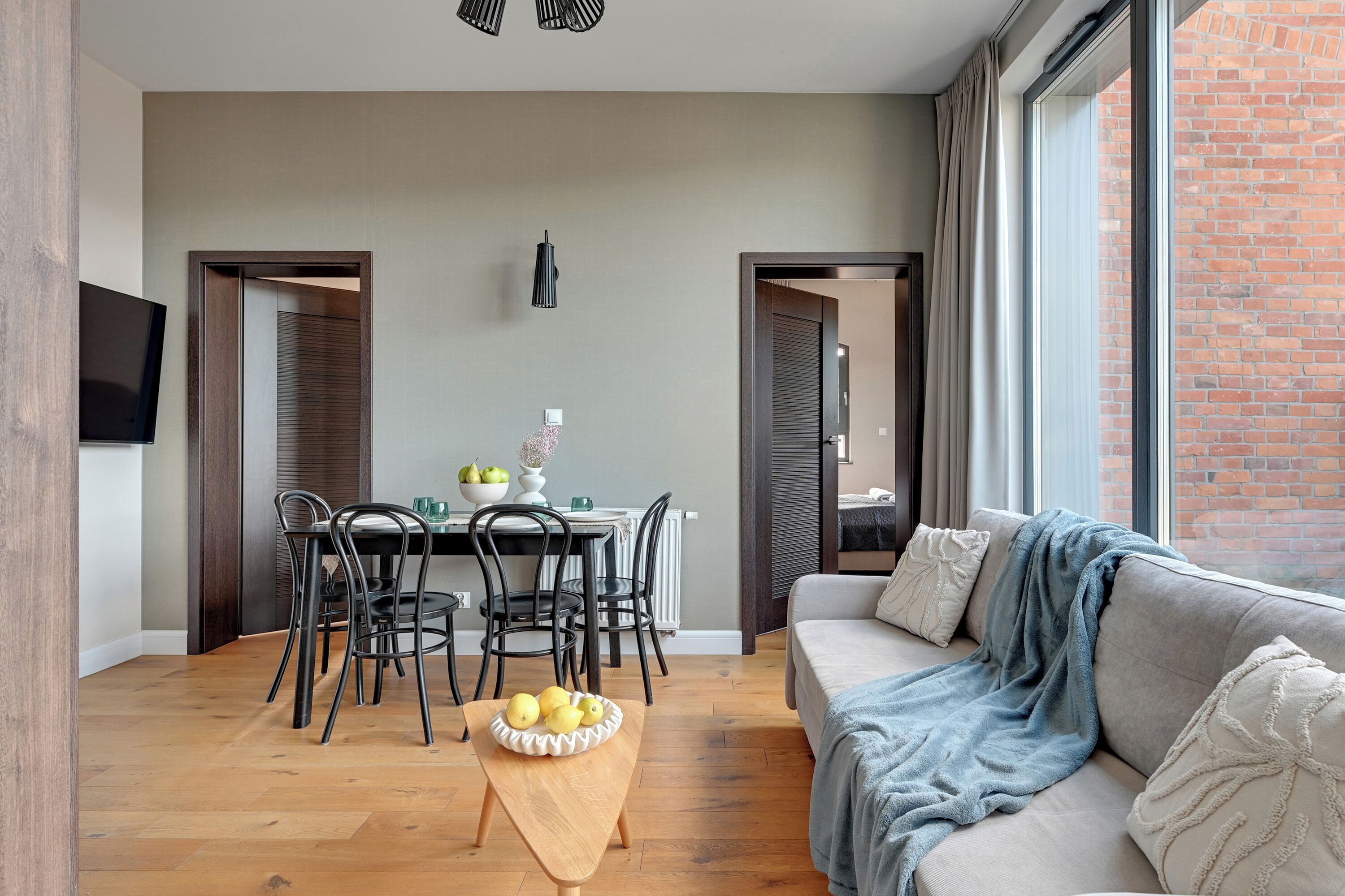 Standard Apartment | Iron/ironing board, cribs/infant beds, free WiFi, bed sheets