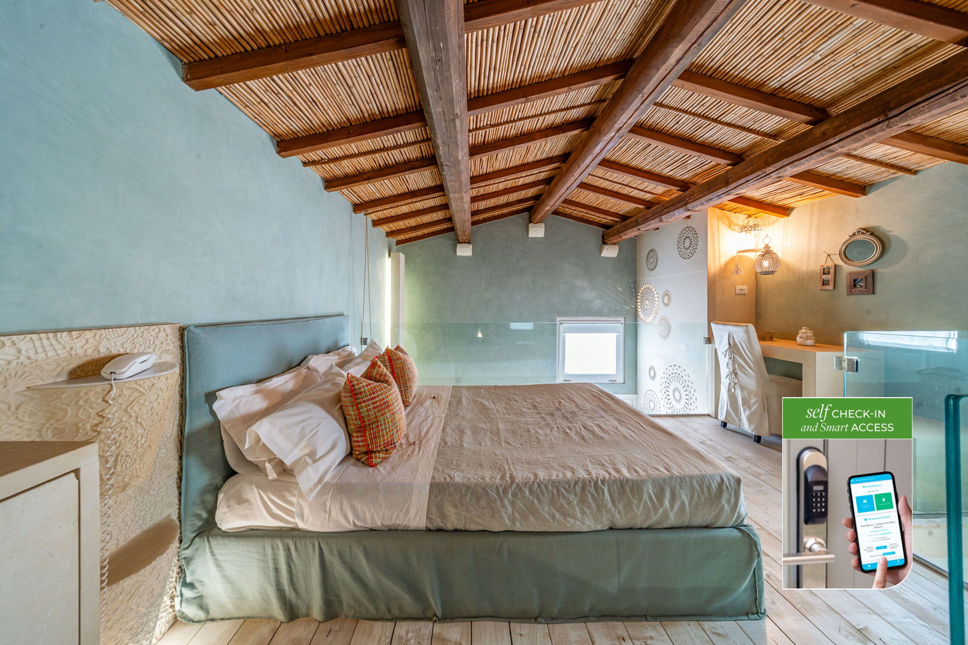 Juniorsvit | Värdeförvaringsskåp på rummet, mörkläggningsgardiner och gratis wi-fi