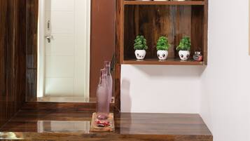 Cocoa Nest | Free WiFi