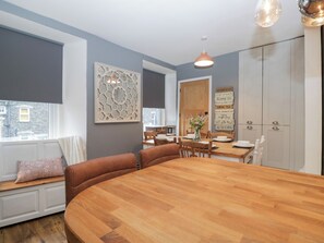 Dining - The Wonky Nest (Windermere)
