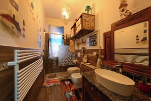 Room | Bathroom - La Tana di Misha (Genova)