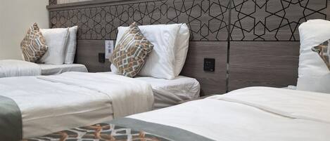 Basic-Zimmer, Mehrere Betten, Stadtblick