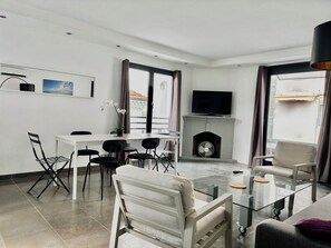 Interior - PalmbeeCannes 4à6 personnes 70m2+Terrasses à 200m des Plages, 100m du PalmBeach (Cannes)