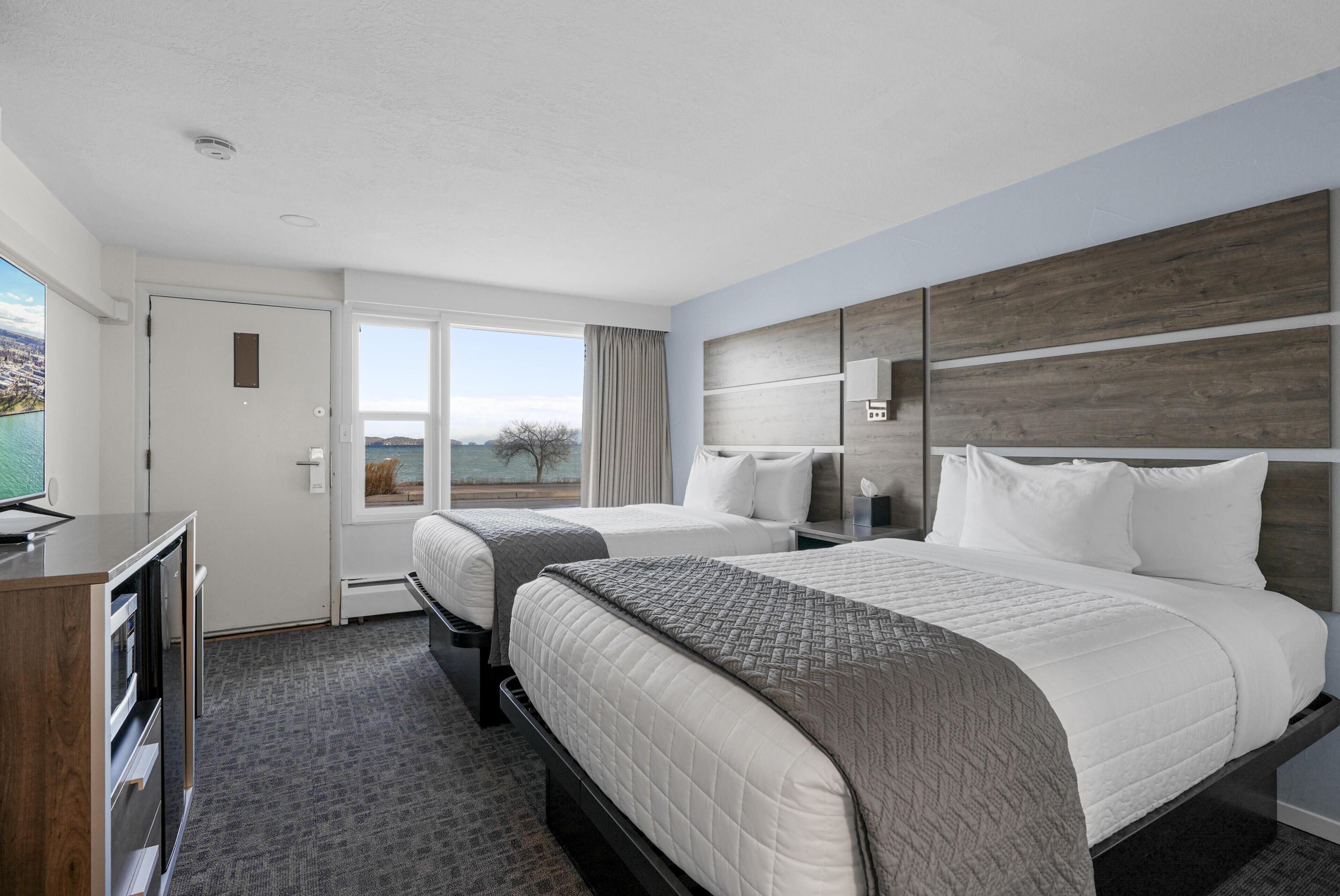 アイロン / アイロン台、WiFi、ベッドシーツ