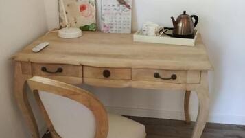 Chambre Double Deluxe, patio, vue jardin | Intérieur