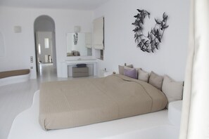 3 bedrooms, iron/ironing board, WiFi, bed sheets - Mykonos Villa Coralba with swimming pool, helipad, sunset and sea view (Mykonos)