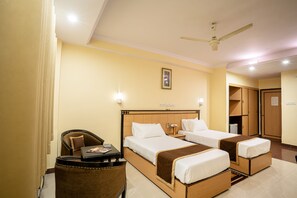Executive Twin Room - WORMWOOD SYNERGY SRIYASH REGENCY (Bhagalpur)