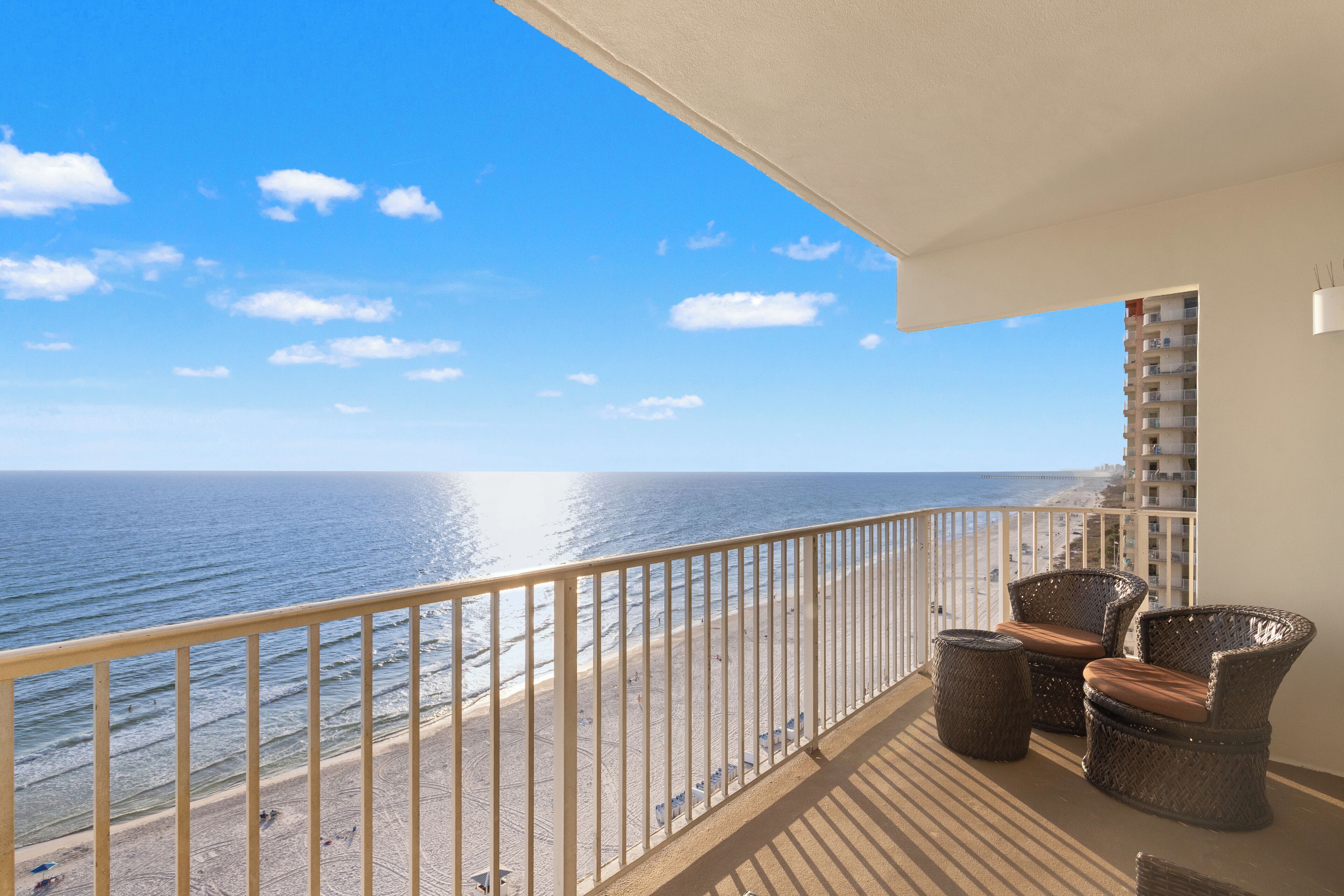 Apartment, Mehrere Betten, Balkon, Meerblick (Shores of Panama 1429) | Unterkunftsgelände