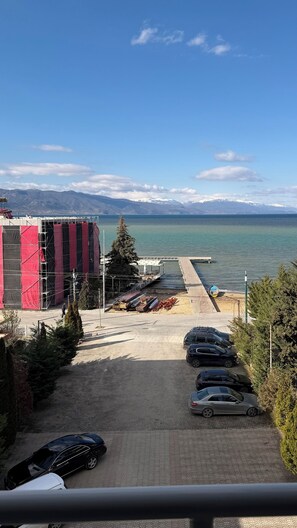 Kamar Double Deluks, balkon, pemandangan danau