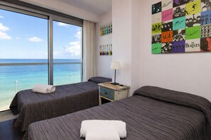 2 chambres, fer et planche à repasser, Wi-Fi gratuit, draps fournis