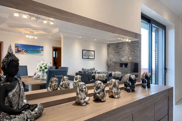 Villa | 3 bedrooms - Villa Vieira Ocean View (Santa Cruz)