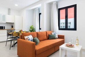 Living area - Calm & Modern Apr for 4 Las Canteras (Las Palmas de Gran Canaria)