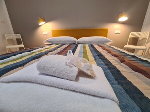 3 bedrooms, iron/ironing board, WiFi, bed sheets - St. Lawrence CLASSIC (Bologna)