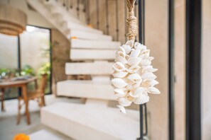 Villa, 2 Bedrooms, Private Pool, Pool View | Ruang tamu | 52 inci sebuah televisyen pintar dengan kabel, Netflix 