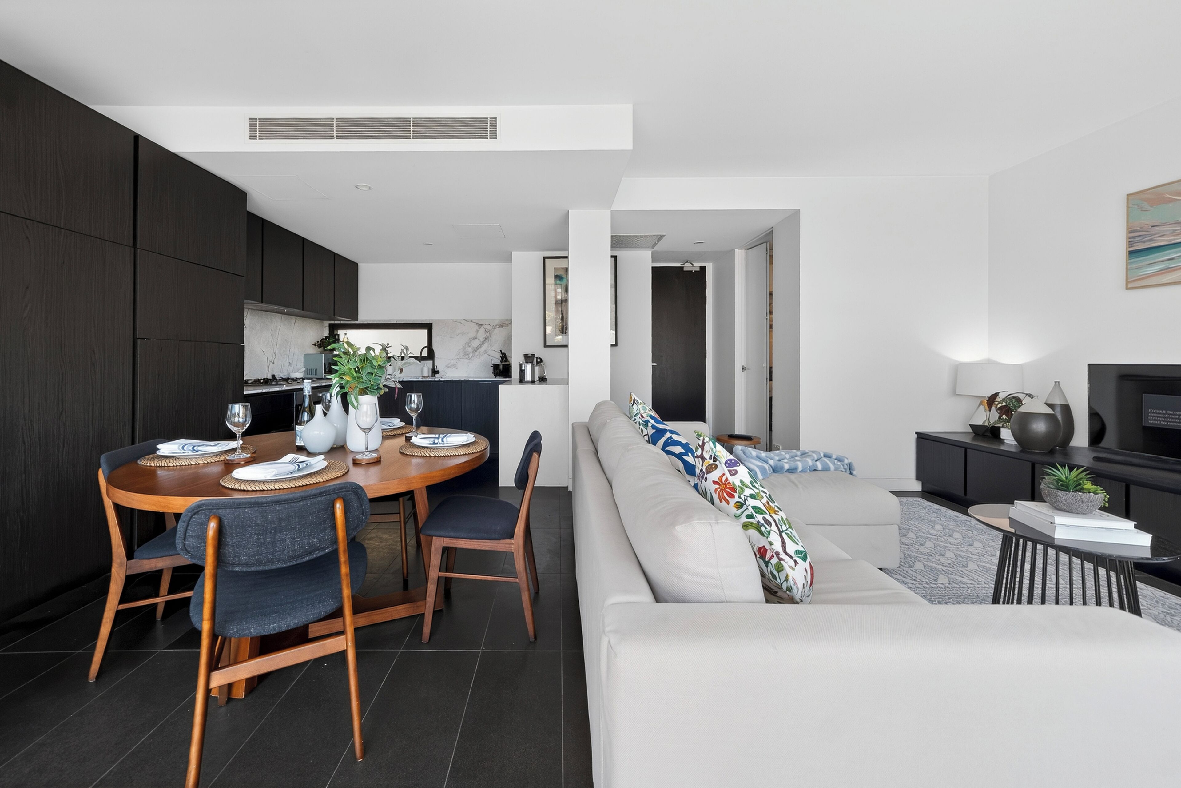 Luxury Apartment With Big East Facing Balcony 3 Min Walk To Central Station - Randwick