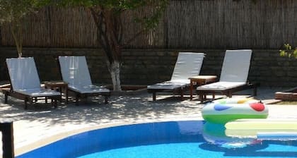 Muğla Gündoğan'da Lüx Yaz Fırsatı !