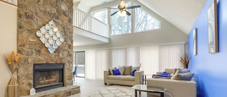 House (4 Bedrooms) | Front of property