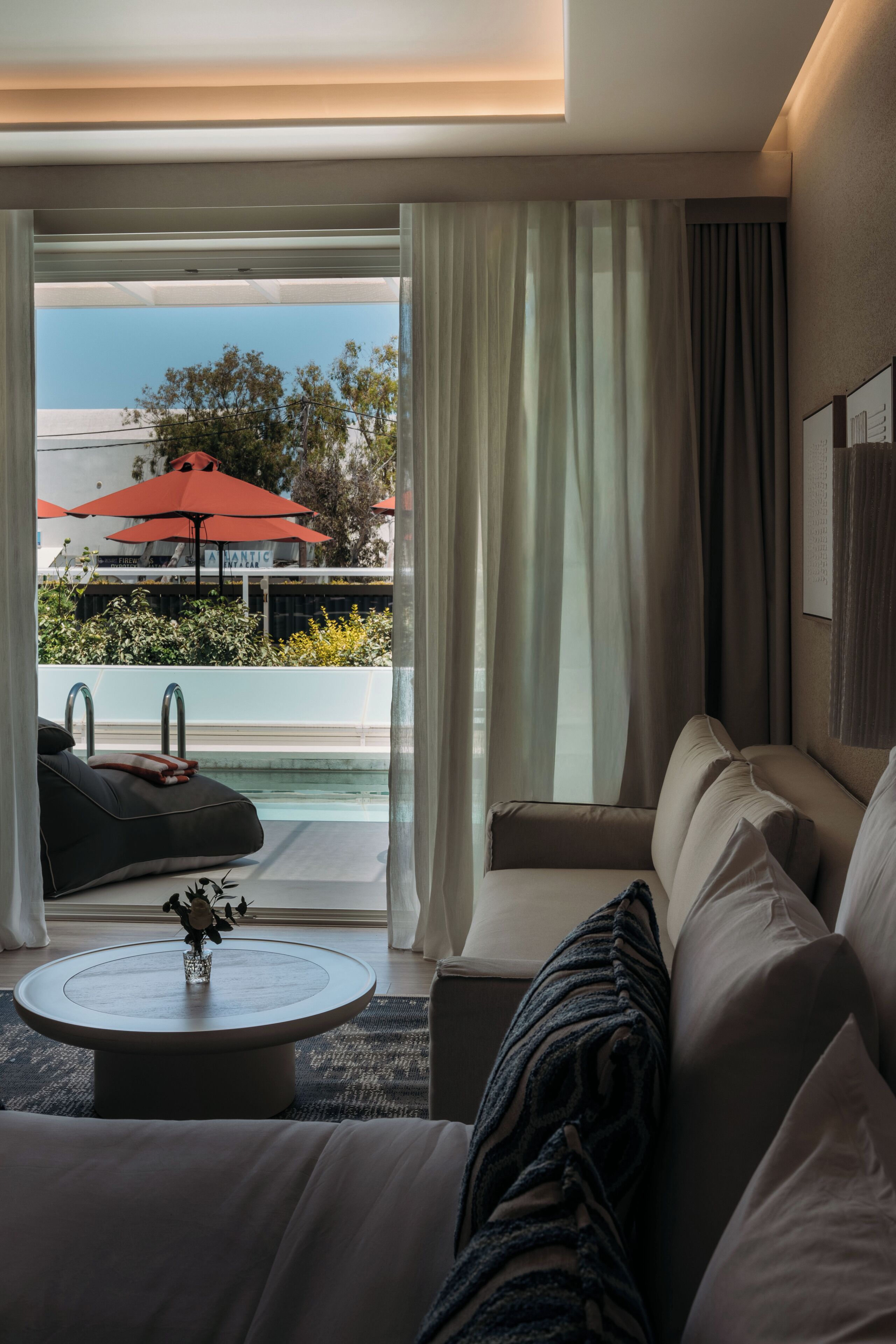 Island Suite Sharing Pool | Vista desde la habitación