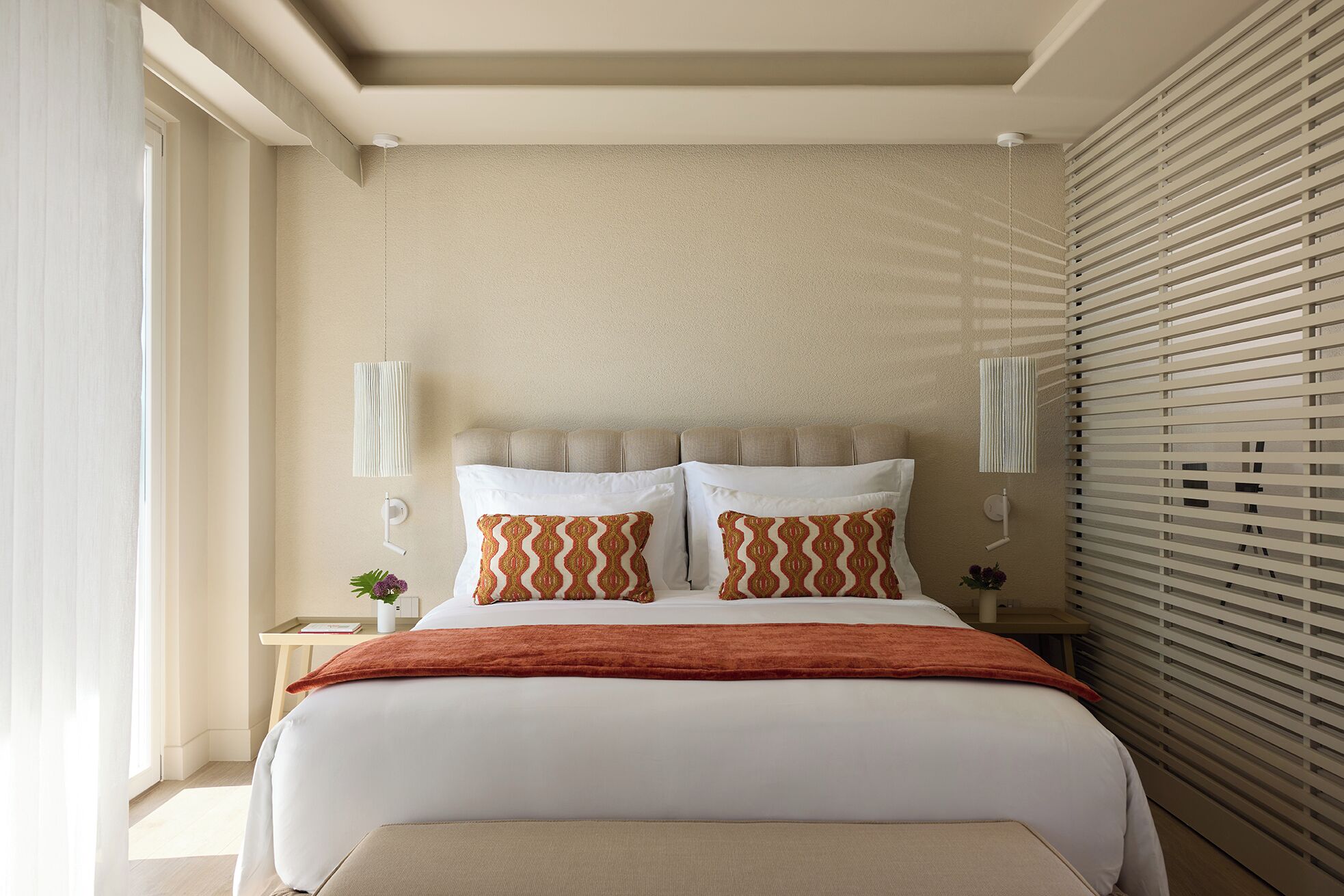 Minibar, in-room safe, laptop workspace, blackout drapes