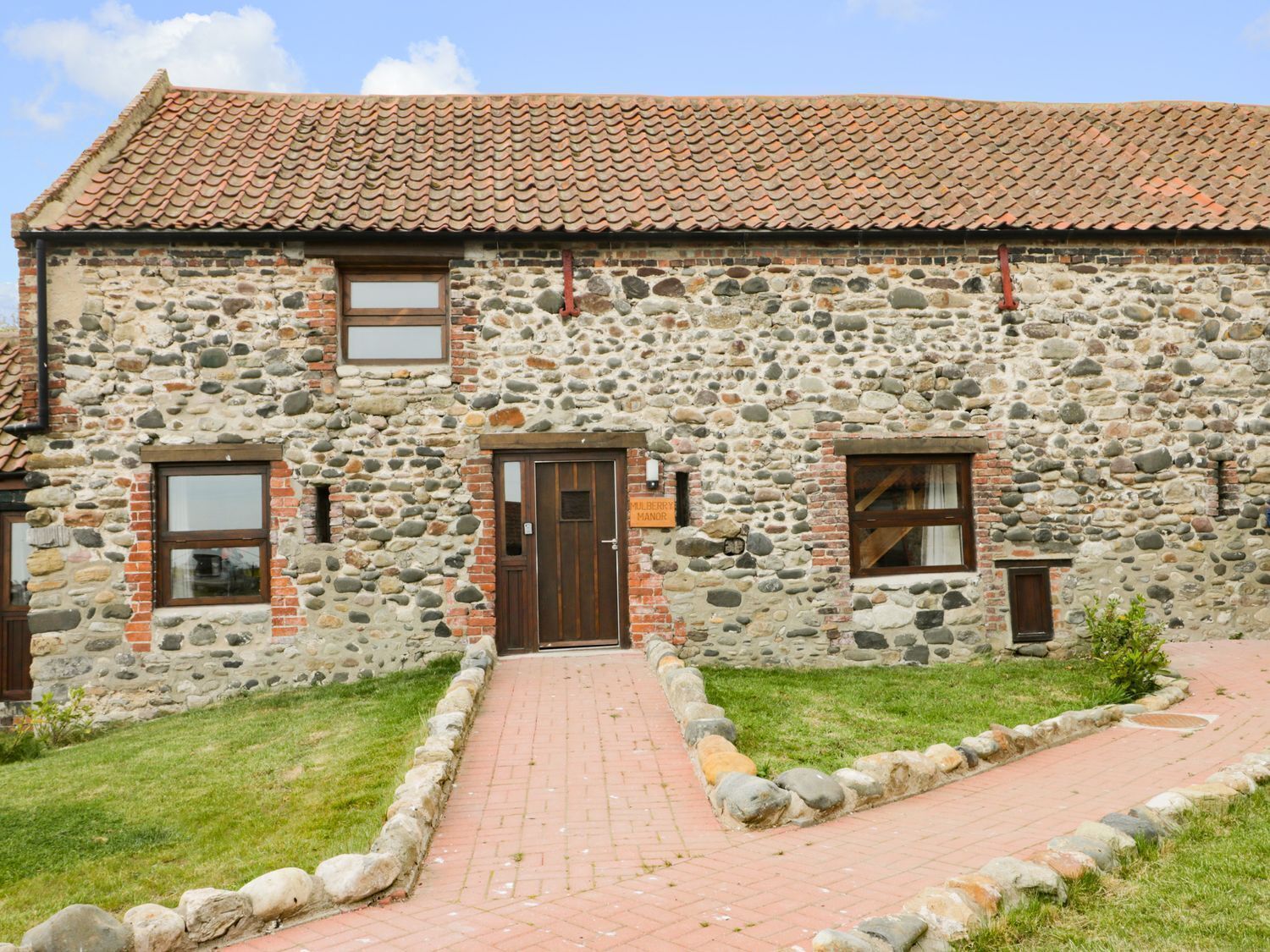 Cottage | Front of property