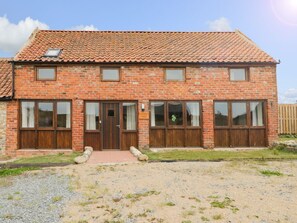 Exterior - Lavender Lodge (Hull)