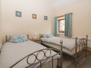 Cottage | 2 bedrooms, individually decorated, individually furnished, free WiFi - Meadow View (Hull)