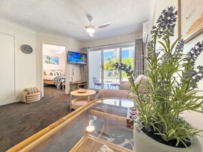 Iron/ironing board, WiFi, bed sheets - Surfers Paradise Apartment: Beach, Pool & Balcony Escape! (Surfers Paradise)