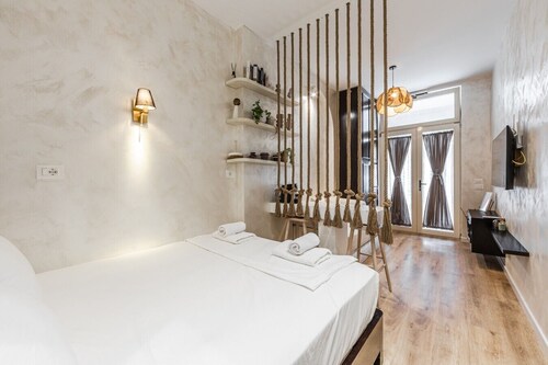 Luvra 2 | Dhërmi – Relaxing Pool View Stay