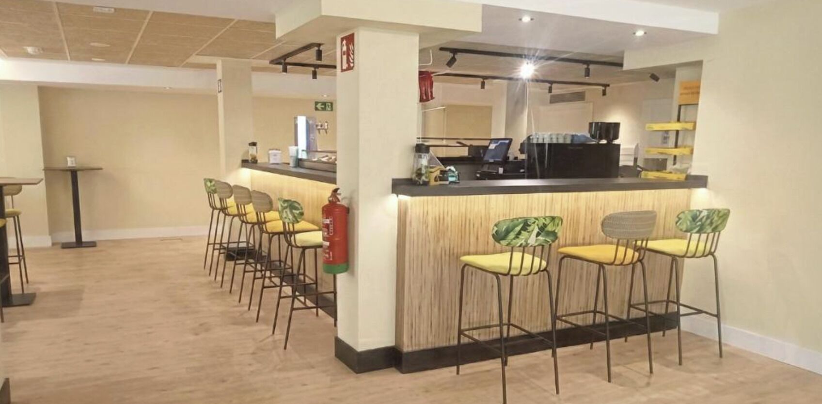 Bar (en el alojamiento)