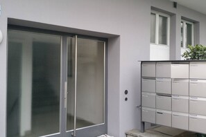 Exterior detail - 2BR apartment near the lake / city center D6 (Zürich)