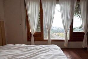 5 dormitorios, tabla de planchar con plancha, wifi y ropa de cama