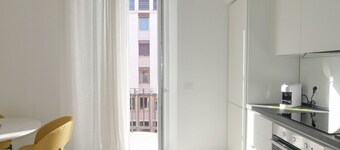 Vittorio 50 Apartment - Your Modern Retreat in the Heart of Pescara
