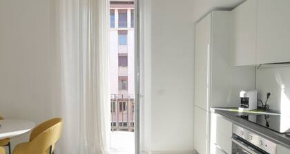 Vittorio 50 Apartment - Your Modern Retreat in the Heart of Pescara