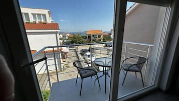 Apartment (One bedroom apartment 3) | Balcony