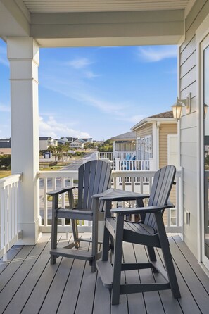 Property grounds - Brand-New Coastal Retreat w/ Pool & Stunning Views (Murrells Inlet)