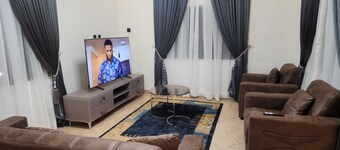 Terrific 3-bedroom bungalow with AC in charming , Sun City Estate, Galadima,FCT
