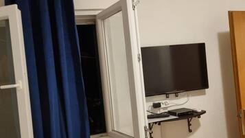 Studio (Studio apartment) | 4 bedrooms