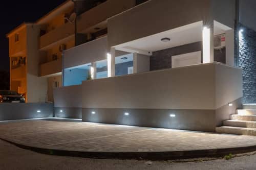 独立别墅 (Eight Bedroom Holiday Home with Hot-T) | 外观