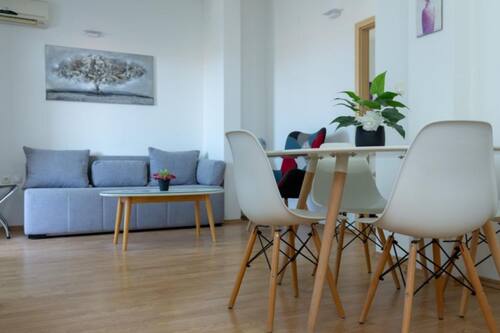 House (Eight Bedroom Holiday Home with Hot-T) | Living room | 32-inch flat-screen TV with satellite channels