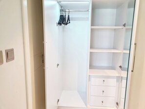 Family Apartment, Balcony, Beach View | Interior